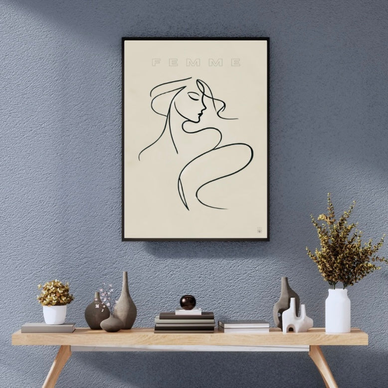 Femme Poster – Minimalist Design (50x70 cm)
